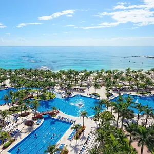 Rezort Barcelo Maya Tropical
