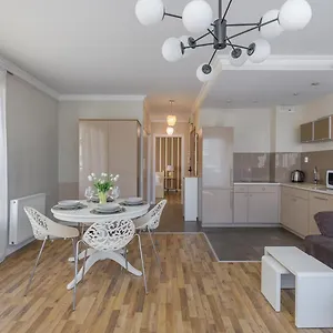 apartamenty-sunsnow-krolewskie-kamieniczki.sopothotels.com/