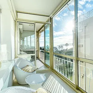 Guestready - Sunny With Magnificent View Of Du Midi Appartement Cannes